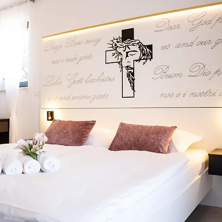 Istra Relax Smaragd Villa *