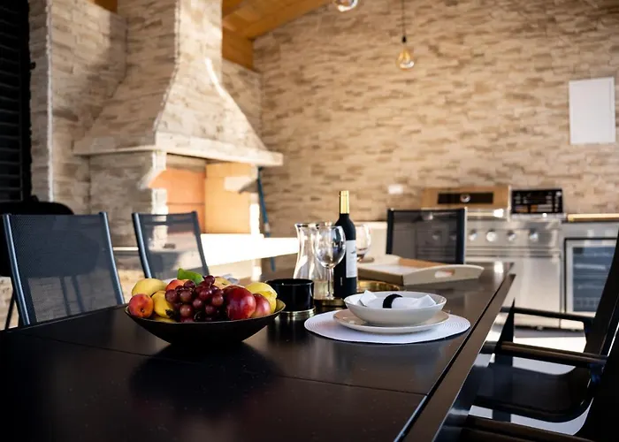 Istra Relax Smaragd Villa *